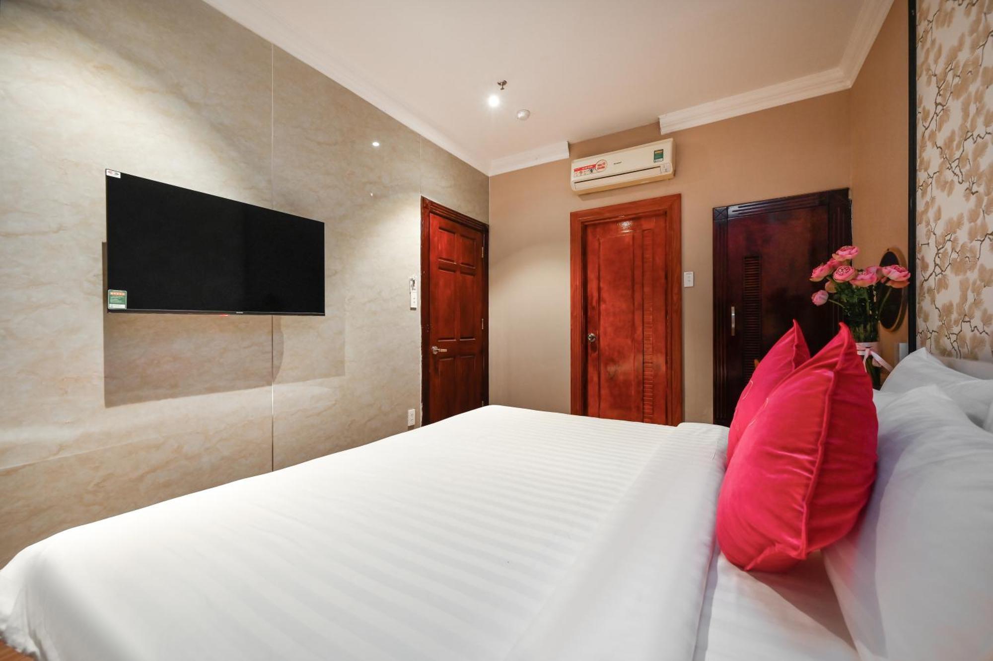 Pink Boutique Ben Thanh Hotel 3*